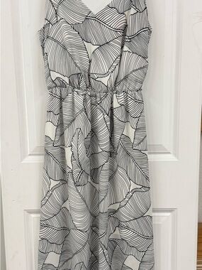 Sienna Sky Black and White Abstract Leaf V-Neck Dress